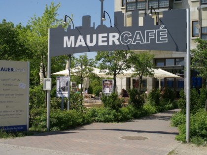 Photo: Mauer Cafe